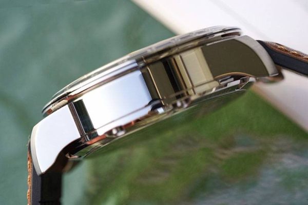 21AW新作ショパール コピー ミッレ ミリア 時計 44 mm shi86394 - 画像 (7)