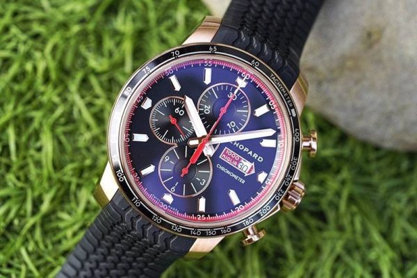世界中で大人気♪ショパール ミッレ ミリア 時計 偽物 44 mm shb68046 - 画像 (3)