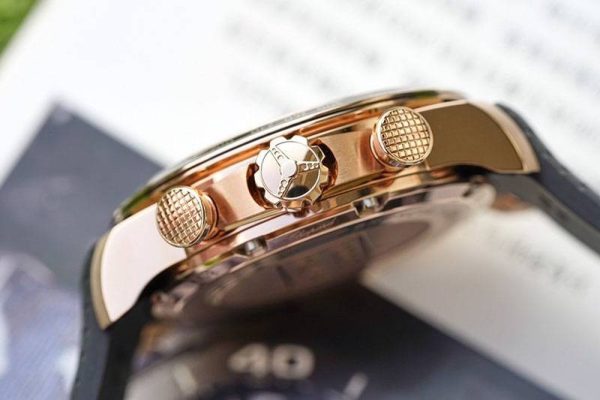 世界中で大人気♪ショパール ミッレ ミリア 時計 偽物 44 mm shb68046 - 画像 (6)