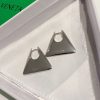 超話題!ボッテガ ヴェネタ エッセンシャル 偽物 トライアングルフープイヤリング 651172V50708117 - 画像 (2)