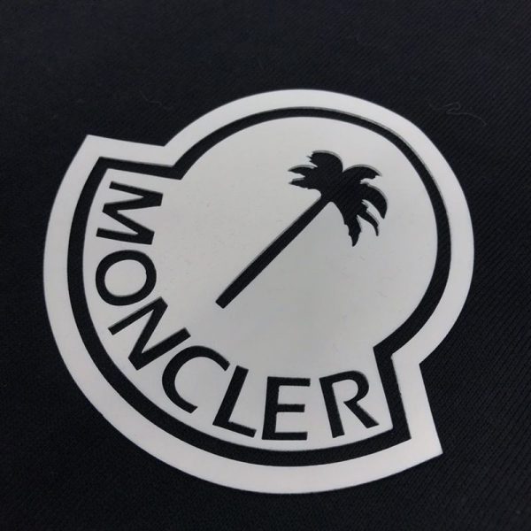 完売必至22SS◆モンクレール◆ブラック ロゴ コットン Tシャツ 偽物 mob23849 - 画像 (4)