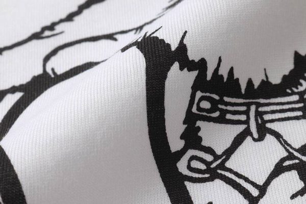 ★日本!!人気！ロエベ Tシャツ コピー ロゴプリントクルーネック半袖Tシャツ lom91740 - 画像 (5)
