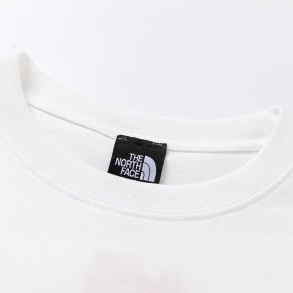 大人気!!新色ノースフェイス XX KAWS コピー エンブロイダリー コットンTシャツ Noh88178 - 画像 (3)