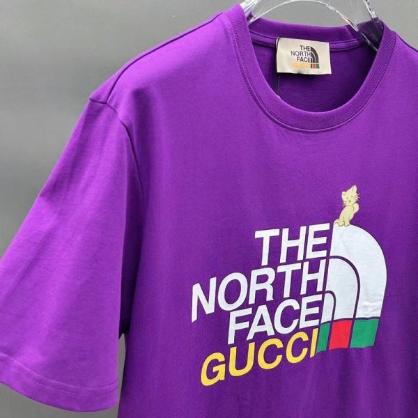 《大人気》グッチ x ノースフェイス コラボ 半袖Tシャツ スーパーコピー guh57850 - 画像 (4)