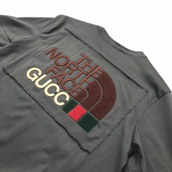 セール新作グッチ x ノースフェイス コラボ 半袖Tシャツ スーパーコピー guq84892 - 画像 (4)