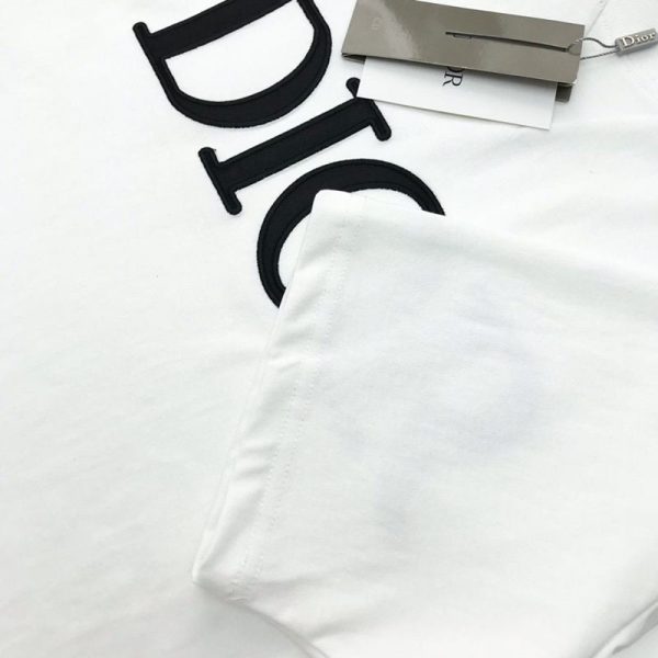 世界中で大人気♪ディオール コピー◆上質 シンプル ロゴ刺繍入り コットンジャージー Tシャツ dev15358 - 画像 (4)