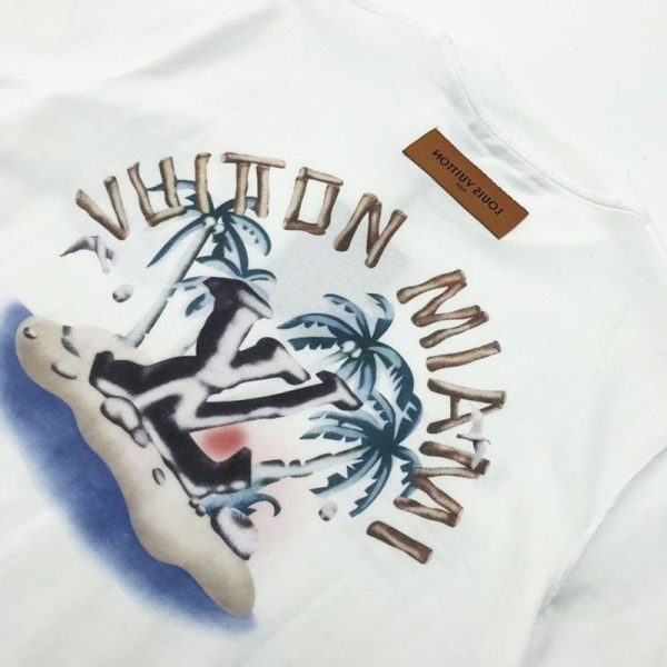 春夏新作ルイヴィトン Tシャツ トップス 半袖 メンズ レッド スーパーコピー vuk98727 - 画像 (5)