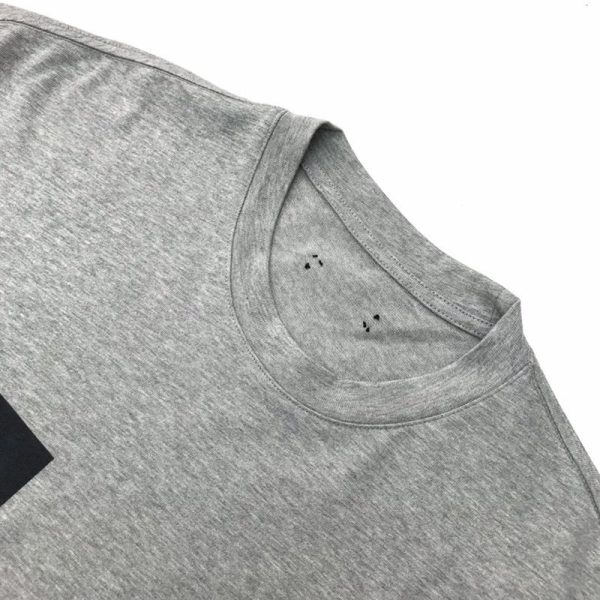 超希少！Fear of God 偽物 エッセンシャルズ キッズ半袖ロゴ入りＴシャツ fes13483 - 画像 (3)