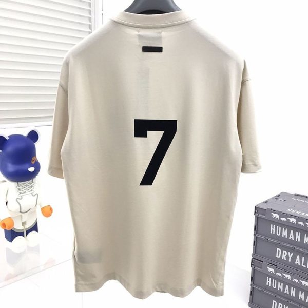 21-22AW Fear of God コピー エッセンシャルズ キッズ半袖ロゴ入りＴシャツ fem88885 - 画像 (2)
