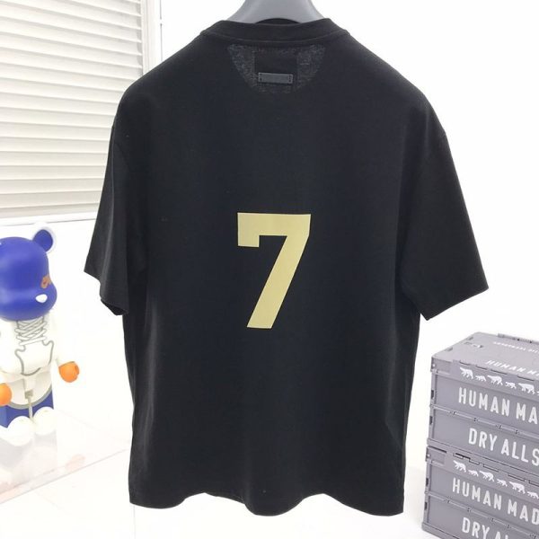 可愛い関税込Fear of God パロディ エッセンシャルズ キッズ半袖ロゴ入りＴシャツ fel94281 - 画像 (2)