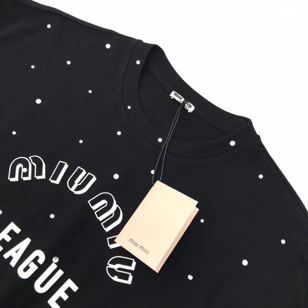 定番ミュウミュウ スーパーコピー Leagueロゴ入りのアイコニックなTシャツ myl95744 - 画像 (3)