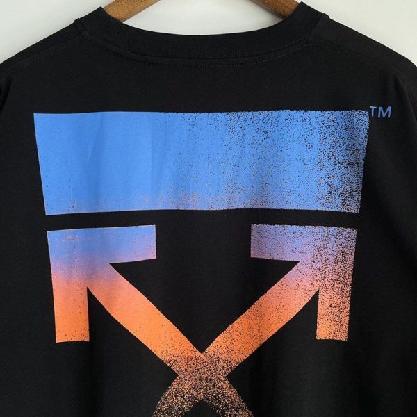 人気急上昇オフホワイト アローロゴTシャツ コピー ofa46267 - 画像 (4)