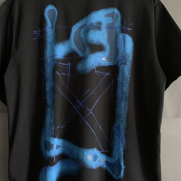 【日本未発売】オフホワイト 偽物 マーカーアローコットンTシャツ ofw25928 - 画像 (3)