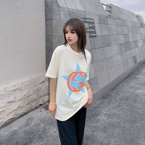 希少色グッチ ロゴ コットン Tシャツ スーパーコピー gua31499 - 画像 (2)