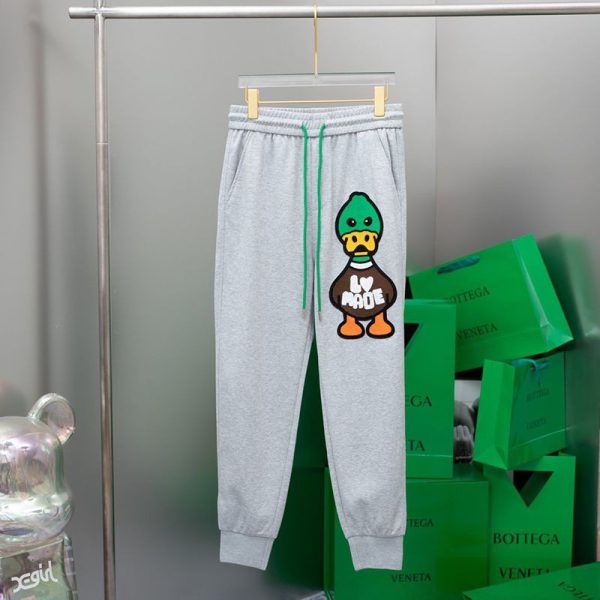 人気急上昇 ルイヴィトン  nigo アスレチックパンツ パロディ 2色 vuz51790 - 画像 (9)