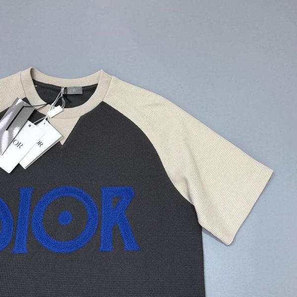 超話題!ディオール ロゴTシャツ 偽物 カラーブロッキング den15276 - 画像 (4)