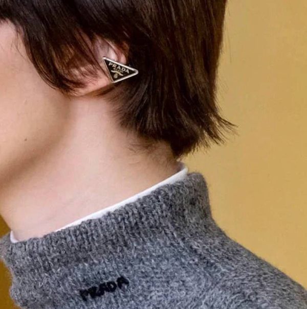 綺麗な プラダ シンボル ピアス 偽物 puf62871 - 画像 (7)