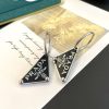 ☆超人気☆ギフトに最適♪ プラダ シンボル ピアス 綺麗な pue26589 - 画像 (2)