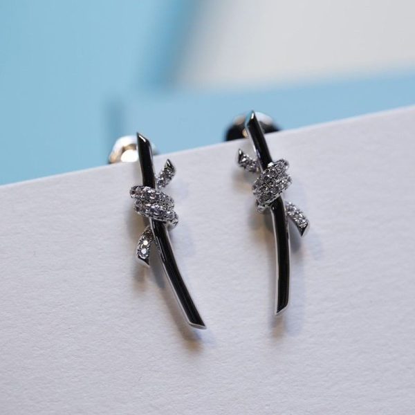 超話題!ティファニー Knot ピアス 18K ダイヤモンド スーパーコピー Tim06397 - 画像 (4)