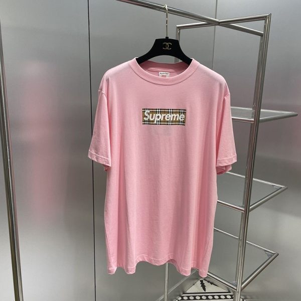 ★日本!!人気！コラボ シュプリーム × バーバリー ボックスロゴ Tシャツ コピー Shv94864 - 画像 (5)