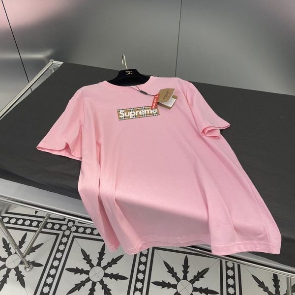 ★日本!!人気！コラボ シュプリーム × バーバリー ボックスロゴ Tシャツ コピー Shv94864 - 画像 (7)