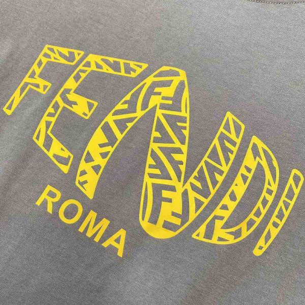 《大人気》フェンディ ROMA ロゴ クルーネック コピー Tシャツ fel93787 - 画像 (3)