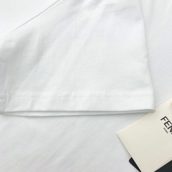 大人気!!新色 フェンディ◆クルーネックロゴジャージーTシャツ コピー fer88399 - 画像 (4)