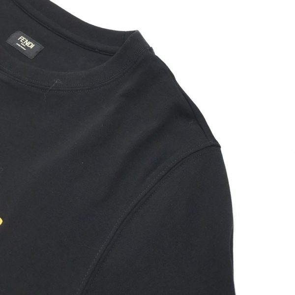 春もの新作 フェンディ◆クルーネックロゴジャージーTシャツ 偽物 feq77623 - 画像 (4)