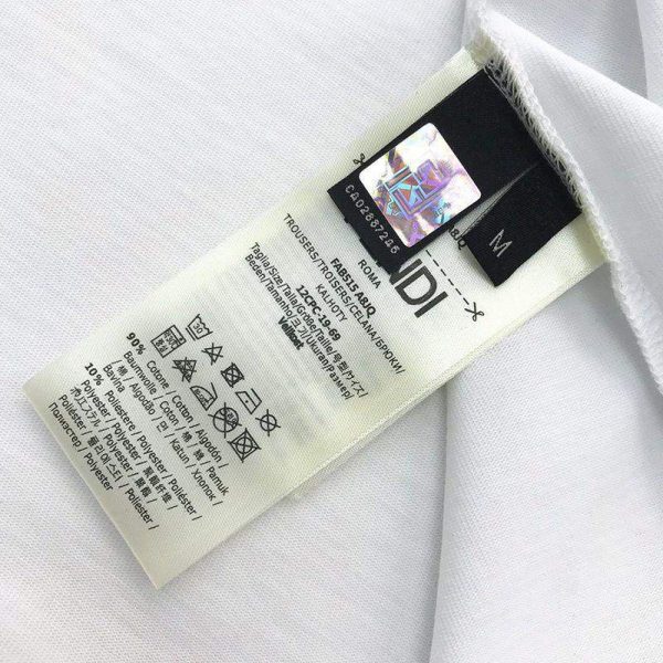 世界中で大人気♪フェンディ ROMA ロゴ クルーネック Tシャツ コピー fec93945 - 画像 (6)