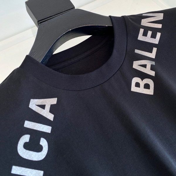 最安値挑戦 バレンシアガ●ALLOVER SPORTY LOGO フィット 偽物 Tシャツ bac98825 - 画像 (4)