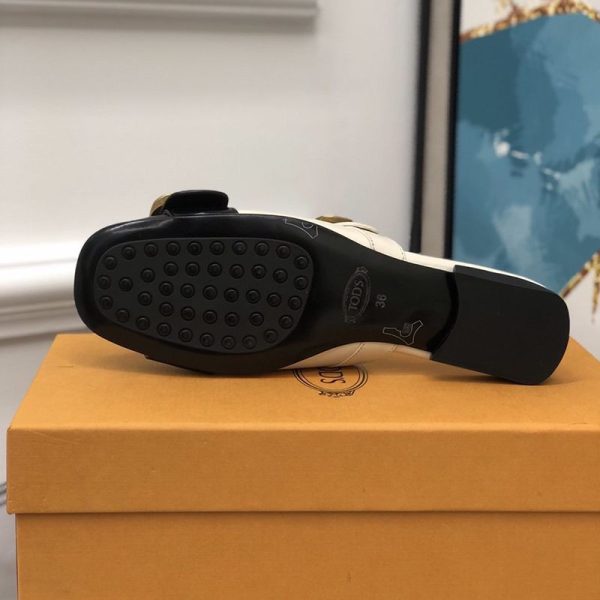 ☆超人気☆関税送料込★TODS コピー★メタルチェーン フラットサンダル tou29527 - 画像 (5)