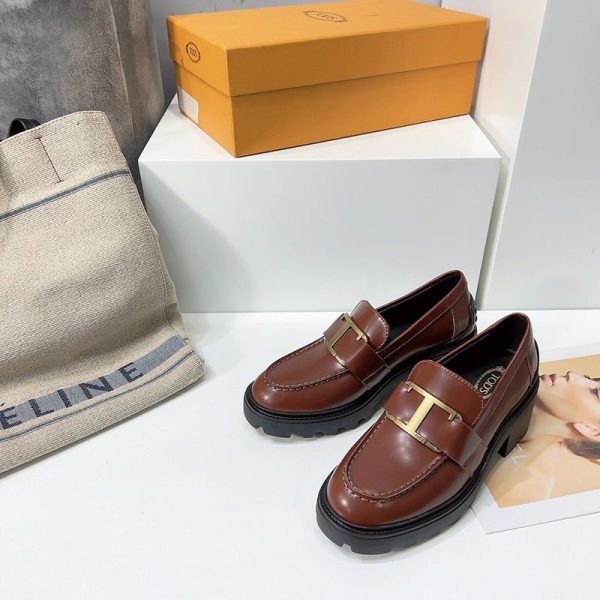 《大人気》関税送料込 TODS レザー Tタイムレスメタル ローファー 偽物 tob87668 - 画像 (4)