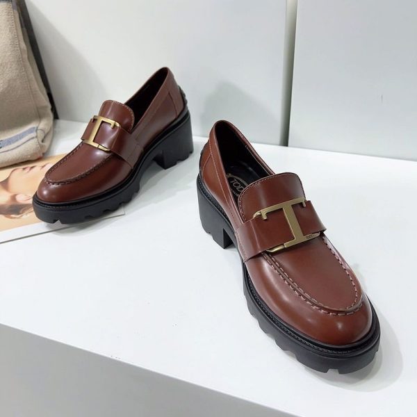 《大人気》関税送料込 TODS レザー Tタイムレスメタル ローファー 偽物 tob87668 - 画像 (5)