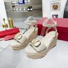 ★日本!!人気！ヴァレンティノ ストラップウェッジサンダル 偽物 ラフィア ピンク outlet Vun99610 - 画像 (3)