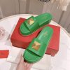 定番 2022春と夏の新しいヴァレンティノ リベット 厚底サンダル 偽物 Vux07992 - 画像 (3)
