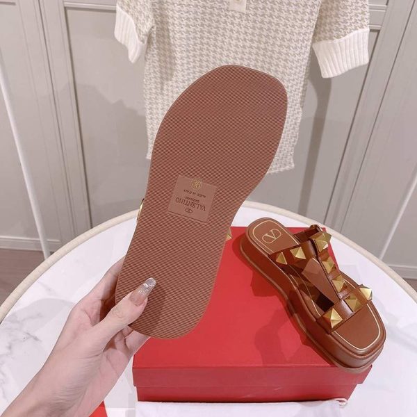 【人気商品】ヴァレンティノ リベット 厚底サンダル パロディ Vuc04280 - 画像 (8)