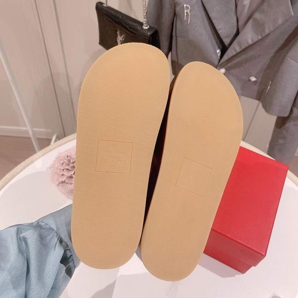 定番 履き心地の良い ヴァレンティノ リベット 厚底サンダル 偽物 Vui97176 - 画像 (9)