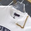 超話題!ルイヴィトン LVコートオブアームシグネチャーTシャツ 偽物 vuo67018 - 画像 (4)