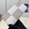 送料込ルイヴィトン 二つ折り長財布 偽物 ポルトフォイユブラザ vus60816 - 画像 (3)