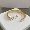 世界中で大人気♪ディオール"ディオール Code"メタル&ラッカー バングル Gold del25178 - 画像 (5)