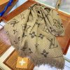 希少色エシャルプロゴマニア 偽物☆ルイヴィトンマフラー コピー グリペルルLOGOMANIA vuj58703 - 画像 (3)