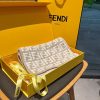 ★日本!!人気！フェンディ FFカシミア マフラー コピー fea81832 - 画像 (2)