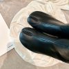 日本未入荷 マルジェラ 足袋ブーツ 偽物 タビ アンクルブーツ カーフスキンレザー ヒール高3.5cm May14761 - 画像 (4)