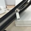 大人気!セリーヌ ラージ ジップドウォレット コピー / グレインドカーフスキン 10B553BEL - 画像 (4)