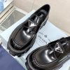 争奪戦♡プラダ モノリス 偽物 ブラッシュドレザー ローファー pud94724 - 画像 (4)