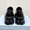 争奪戦♡プラダ モノリス 偽物 ブラッシュドレザー ローファー pud94724 - 画像 (9)