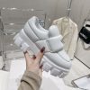 入手困難プラダ ソフト パデッドナッパレザー ローファー 偽物 puu80418 - 画像 (5)