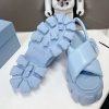 セレブ多数愛用プラダ 偽物 モノリス パデッド ナッパレザーサンダル pum26463 - 画像 (5)