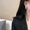 グラフ 偽物 ワイルドフラワー ダイヤモンド イヤークライマー イヤリング guc49775 - 画像 (3)