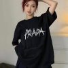 新作入手困難 プラダ ロゴ Tシャツ 偽物 ブラック puz66835 - 画像 (3)
